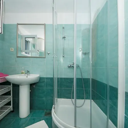 Katina Apartment